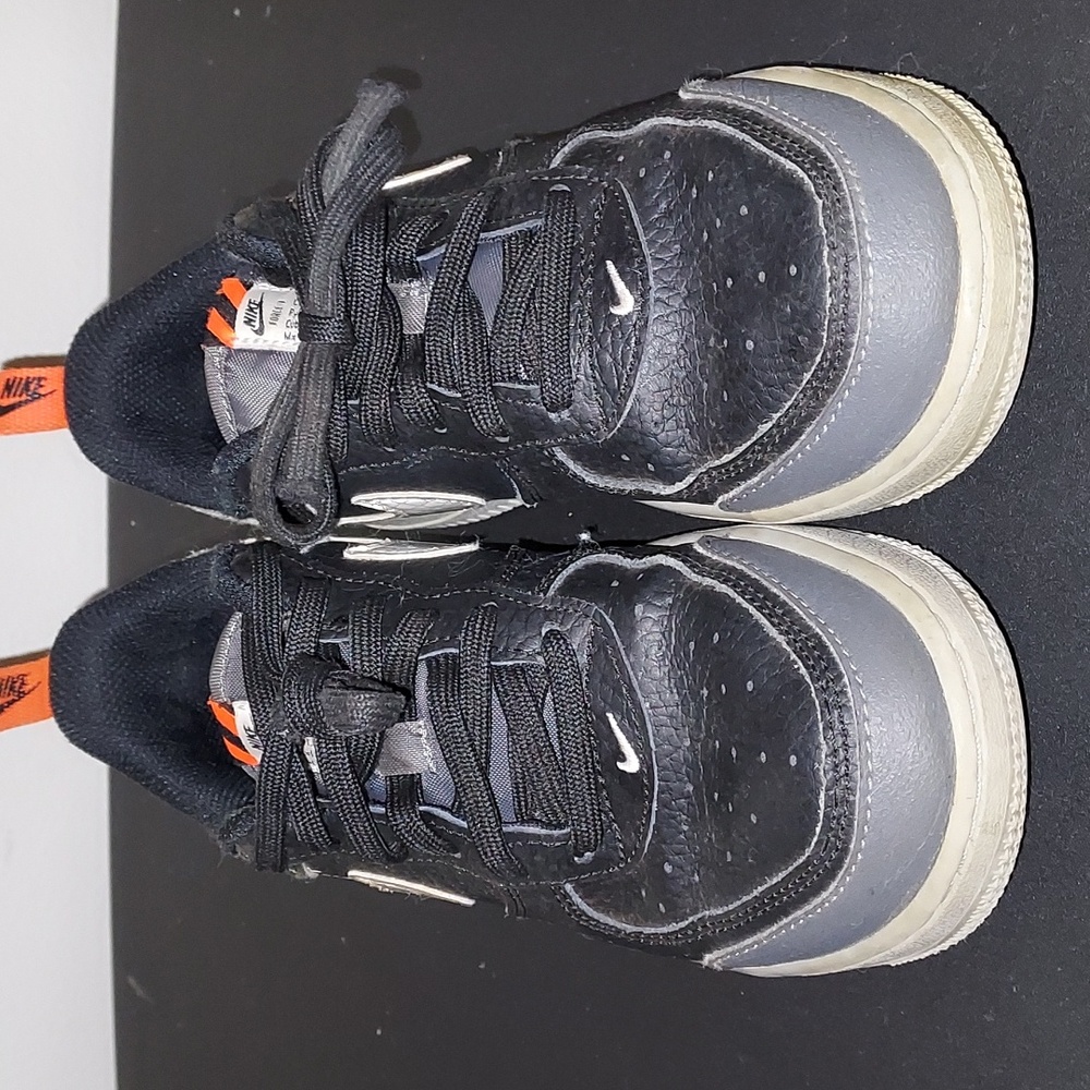 Nike Air Force 1 Low  "LV8 Under Construction" Size 2.5Y